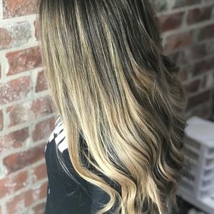 Meet your Posher, Hollie